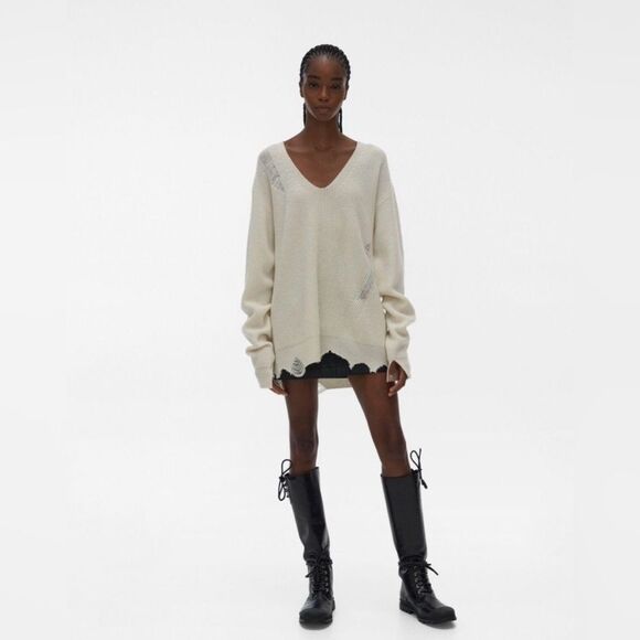 Helmut Lang Wool and Cashmere Oversized Distressed V-Neck Sweater Size Large - Picture 4 of 16